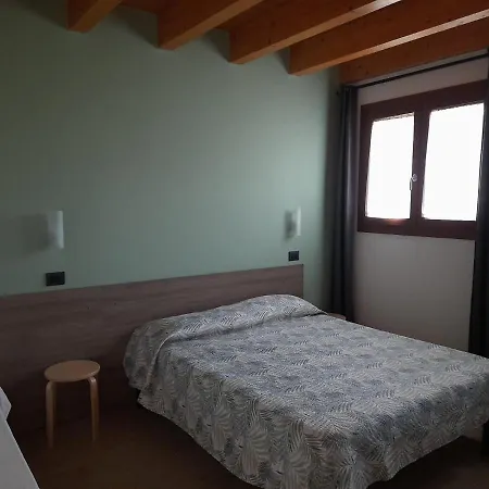 Ai Tre Fienili Aparthotel *