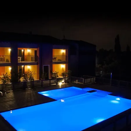 Aparthotel Ai Tre Fienili *