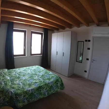 Hotel apartamentowy Ai Tre Fienili Ponti sul Mincio
